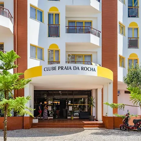 Beach & Pool Apt Steps From Praia Da Rocha Апартаменты