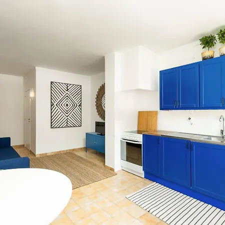 Apartament Stylish By Rocha Beach, Sleeps 5 *